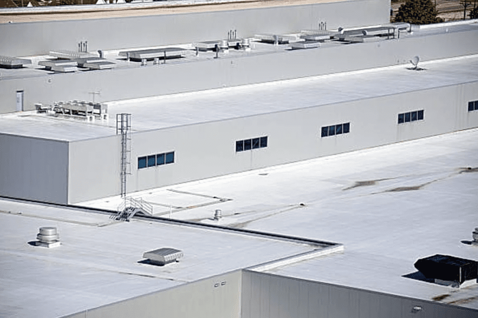 Flat roof membrane commercial roof Mesa AZ weather tite exteriors